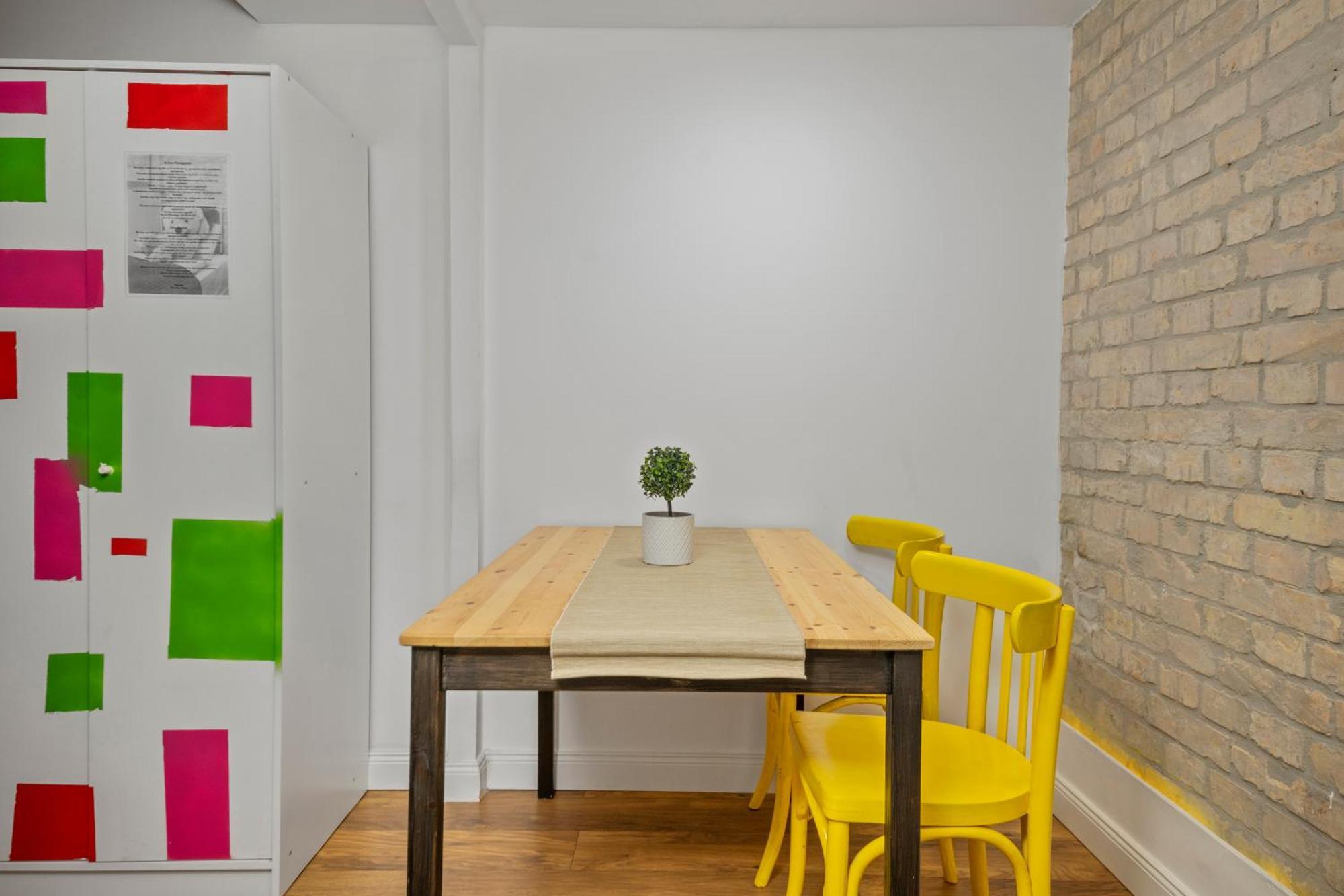 Colourful Apartments In The Party District بودابست المظهر الخارجي الصورة