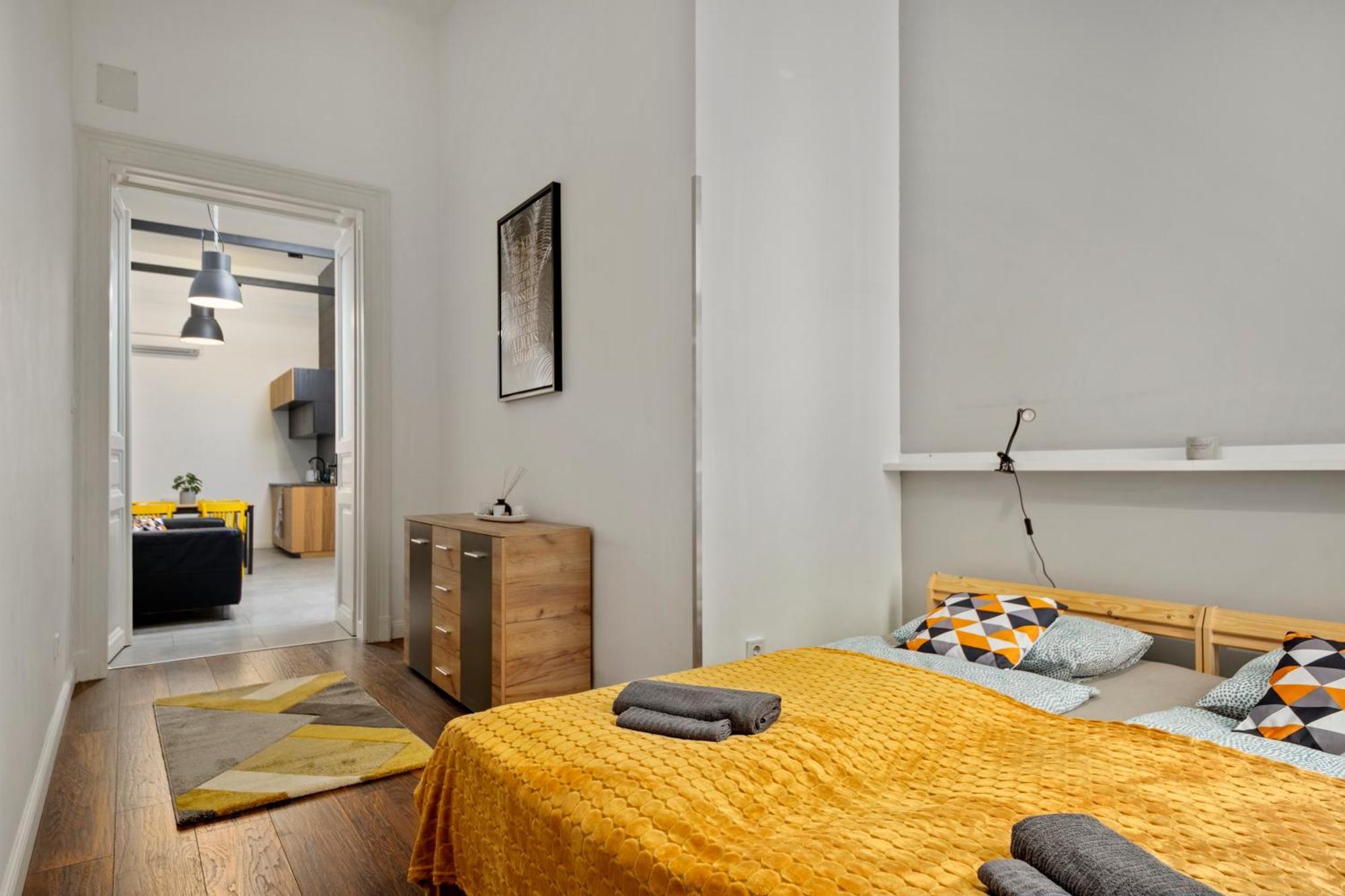 Colourful Apartments In The Party District بودابست المظهر الخارجي الصورة